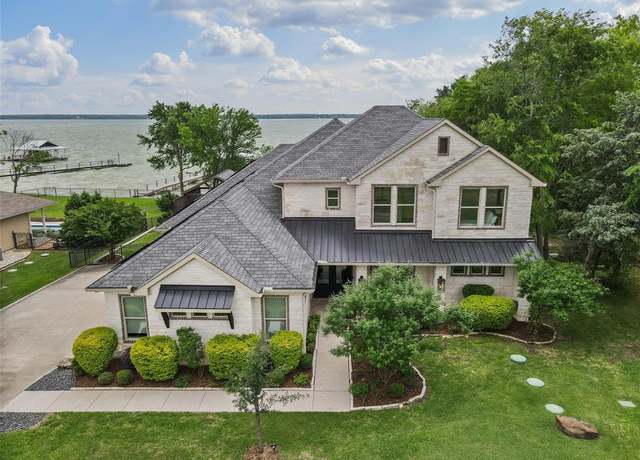 Property at 1140 The Shores Dr, Corsicana, TX 75109, 4 beds, 3 baths