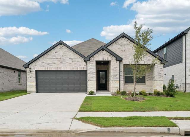 Property at 913 Lily Ln, Lavon, TX 75166, 4 beds, 3 baths