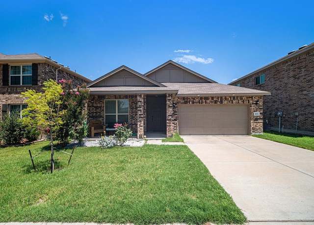 Property at 8004 Spritsail Ln, Fort Worth, TX 76179, 4 beds, 2 baths