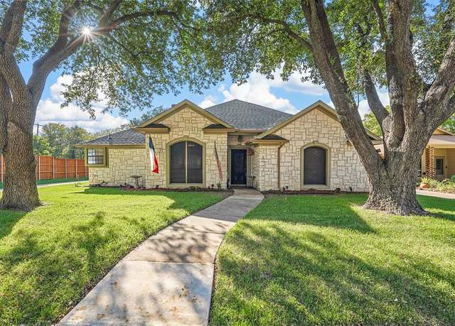 Property at 644 Stoneybrook Dr, Wylie, TX 75098, 4 beds, 2 baths