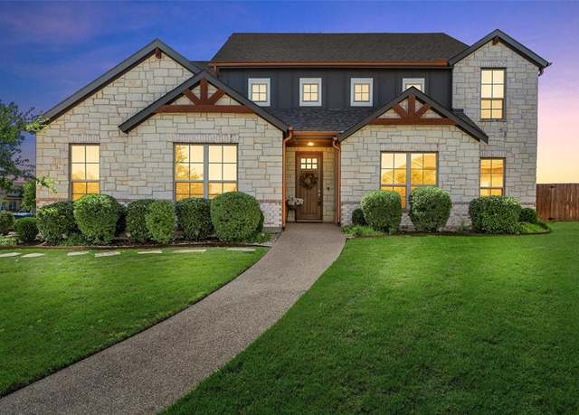Property at 1617 Fabian Dr, Waco, TX 76712, 5 beds, 4 baths