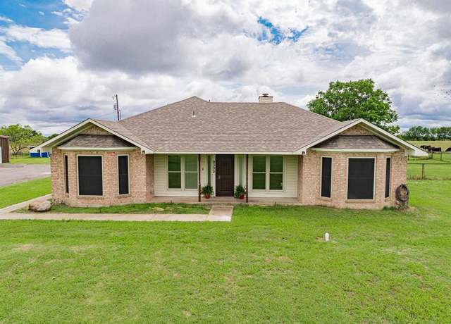 Property at 9390 Adams St, Terrell, TX 75160, 3 beds, 2 baths