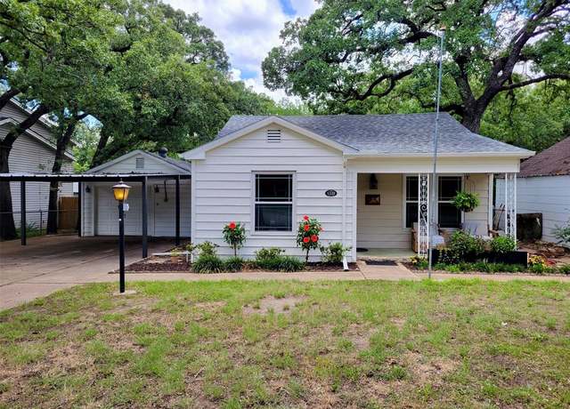 Property at 1122 Long Ave, River Oaks, TX 76114, 3 beds, 1 bath