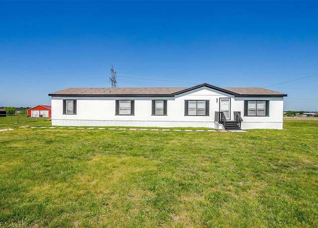 Property at 5721 Black Springs Ln, Joshua, TX 76058, 5 beds, 3 baths
