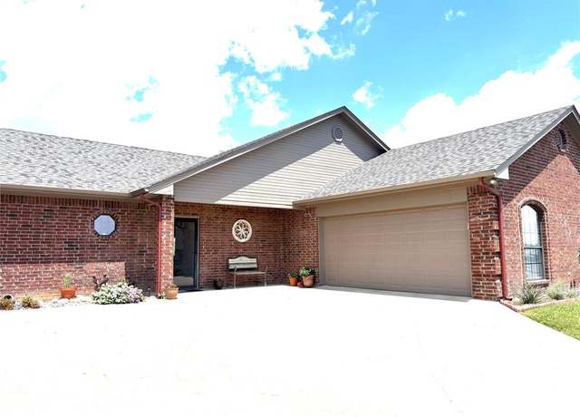 Property at 6507 Shadowview Ct, Mineral Wells, TX 76067, 2 beds, 2 baths