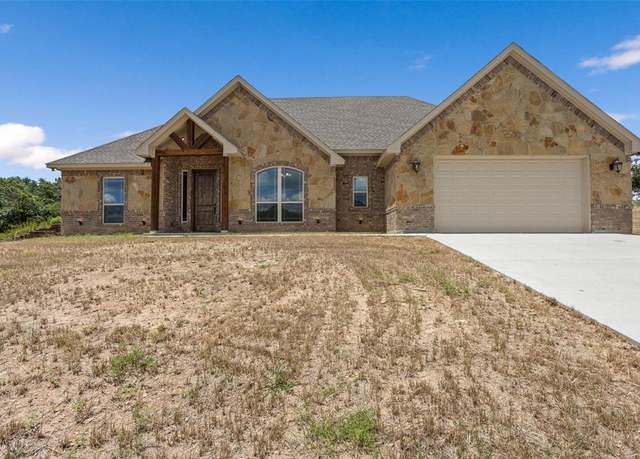 Property at 1037 Tex Ln, Springtown, TX 76082, 3 beds, 2 baths