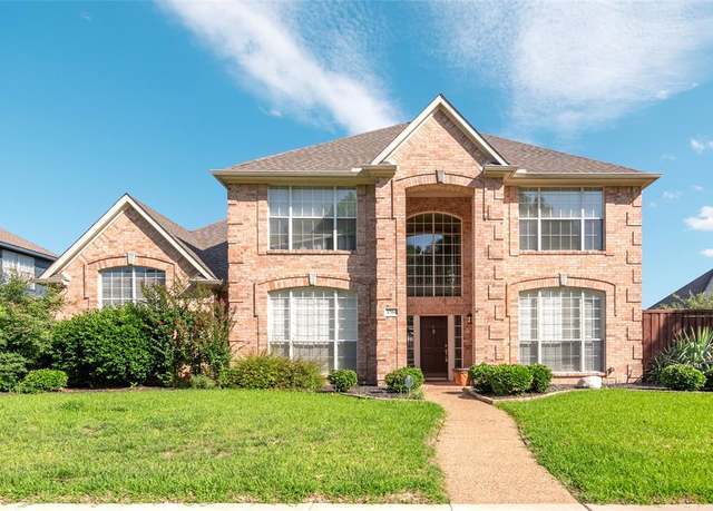 Property at 3704 Roxbury Ln, Plano, TX 75025, 5 beds, 3.5 baths