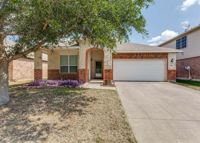 Property at 4908 Blue Top Dr, Fort Worth, TX 76179, 3 beds, 2 baths