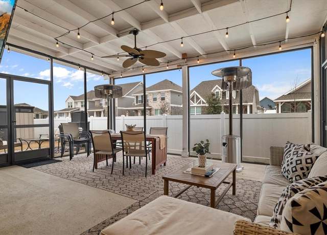 Property at 10012 Travis Dr, Providence Village, TX 76227, 4 beds, 3 baths