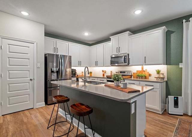 Property at 10012 Travis Dr, Providence Village, TX 76227, 4 beds, 3 baths