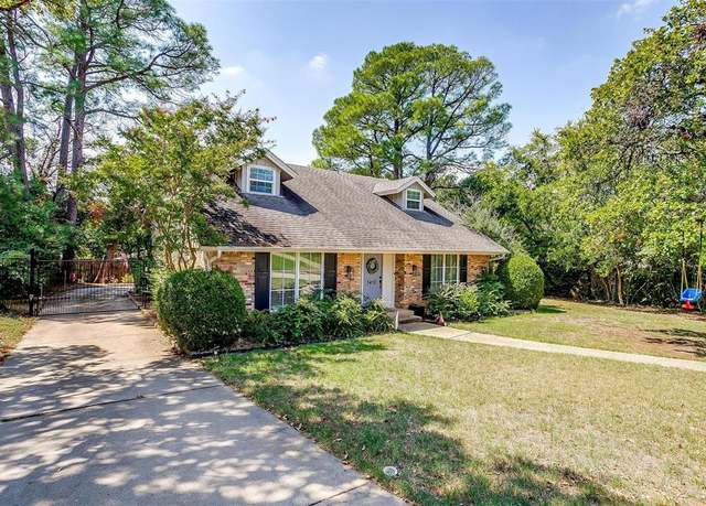 Property at 1412 Ridgecrest Cir, Denton, TX 76205, 4 beds, 2 baths