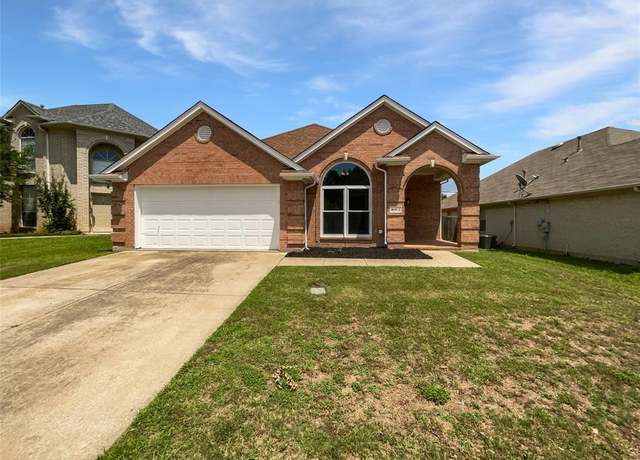 Property at 4162 Stone Hollow Way, Fort Worth, TX 76040, 3 beds, 2 baths