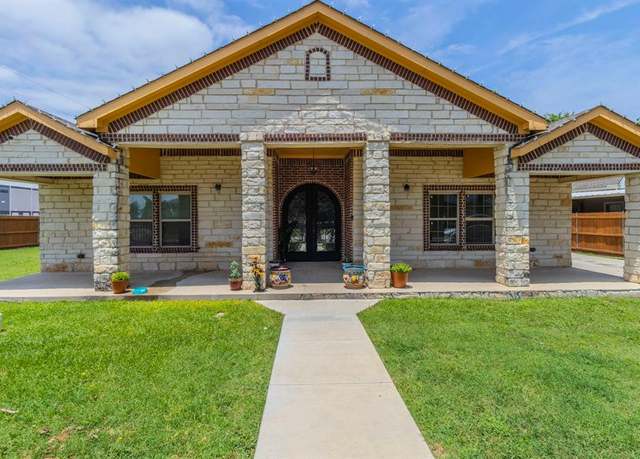 Property at 3739 Crane St, Dallas, TX 75212, 4 beds, 2 baths