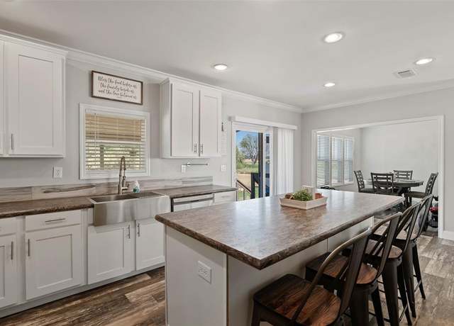 Property at 2135 County Road 176, Whitesboro, TX 76273, 4 beds, 3 baths