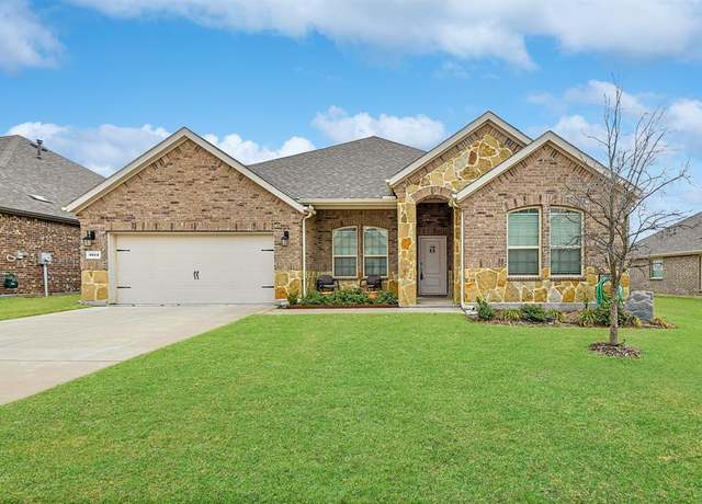 Property at 3512 Tunnel Ave, Aubrey, TX 76227, 4 beds, 3 baths