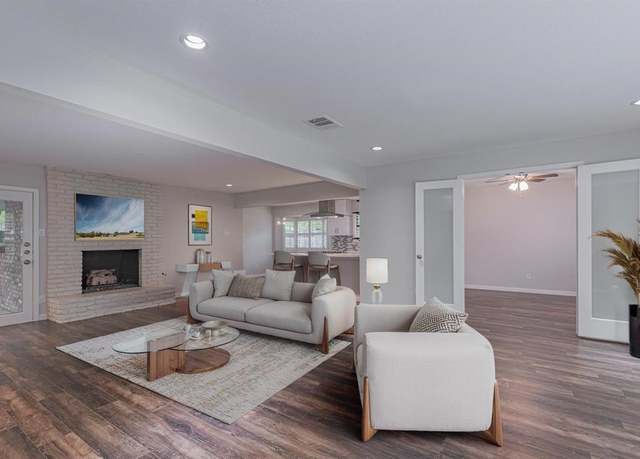 Property at 3336 Whitehall Dr, Dallas, TX 75229, 4 beds, 2.5 baths