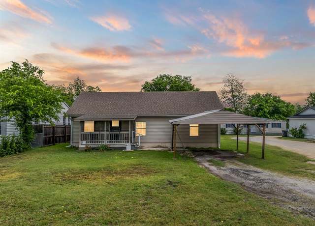 Property at 1704 Lexington St, Waco, TX 76711, 2 beds, 1 bath