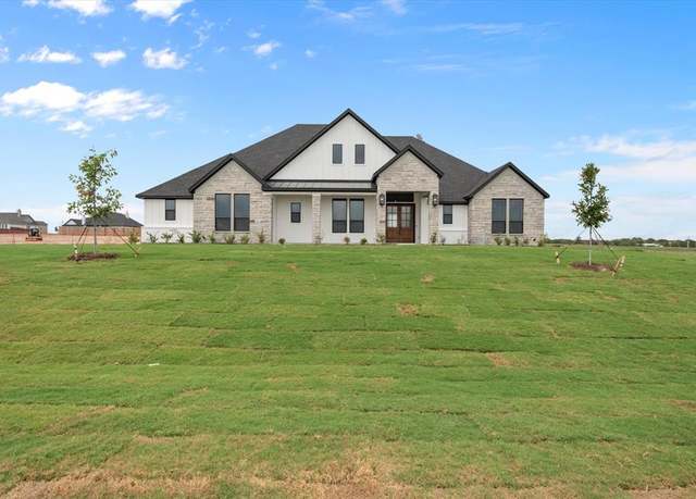 Property at 2461 Tyler Wade Trl, Waxahachie, TX 75167, 4 beds, 3 baths