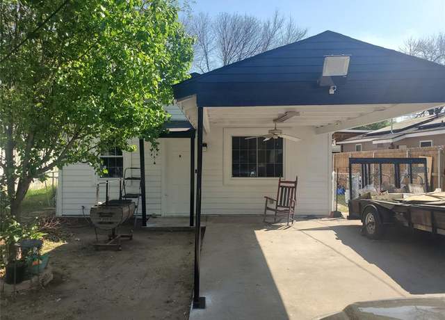 Property at 1404 E Irving Heights Dr, Irving, TX 75060, 3 beds, 1 bath