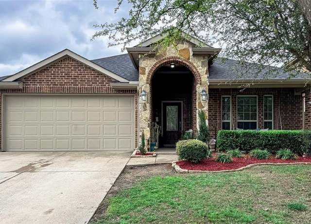 Property at 4003 Red Rock Dr, Heartland, TX 75126, 3 beds, 2 baths