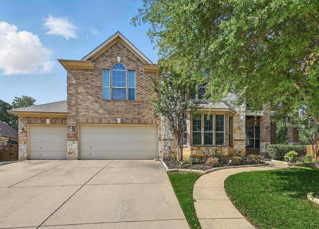 Property at 2410 Honey Dr, Arlington, TX 76001, 5 beds, 3.5 baths
