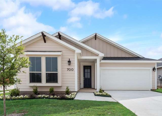 Property at 700 Marcus Ln, Crowley, TX 76036, 4 beds, 3.5 baths