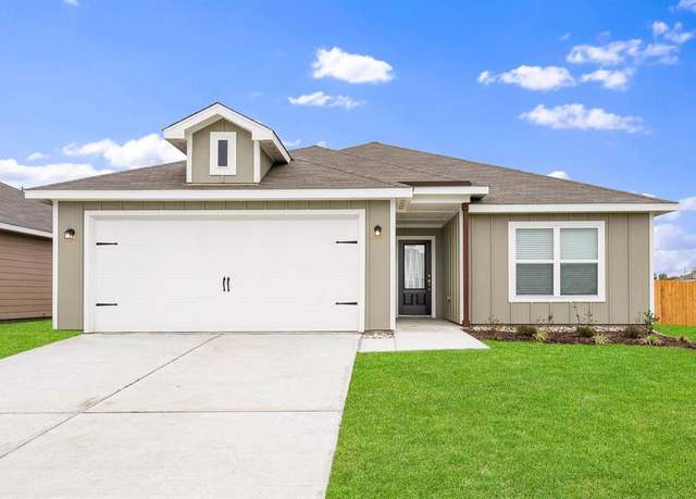 Property at 4805 Fillmore Dr, Greenville, TX 75401, 3 beds, 2 baths