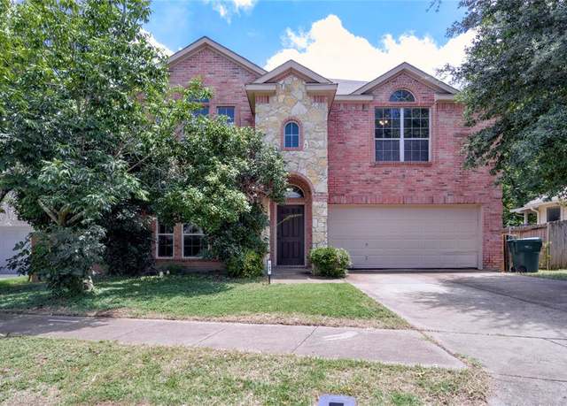 Property at 123 Chamblin Dr, Cedar Hill, TX 75104, 3 beds, 2.5 baths