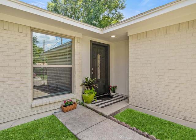 Property at 2647 Kellogg Ave, Dallas, TX 75216, 3 beds, 2 baths