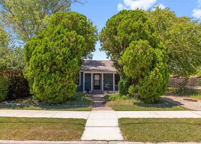 Property at 1811 4th St, Brownwood, TX 76801, 3 beds, 1 bath