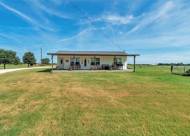 Property at 2747 S Fm 56 Unit D, Glen Rose, TX 76043, 3 beds, 2 baths