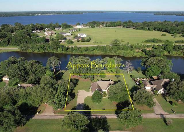 Property at 320 Private Road 7946, Emory, TX 75440, 4 beds, 3 baths