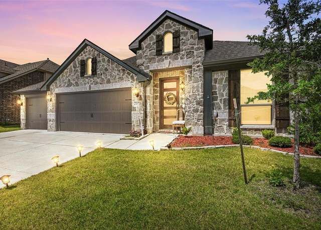 Property at 2023 Ranchwood Dr, Wylie, TX 75098, 4 beds, 3.5 baths