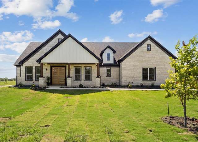 Property at 294 County Road 4107, Greenville, TX 75401, 5 beds, 3.5 baths