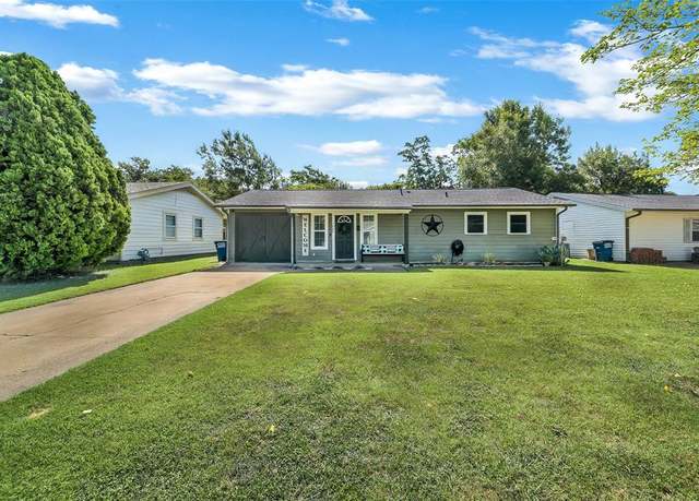 Property at 1002 Irion Dr, Euless, TX 76039, 3 beds, 2 baths