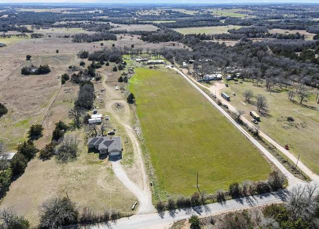 Property at 738 Orchard Rd, Bowie, TX 76230