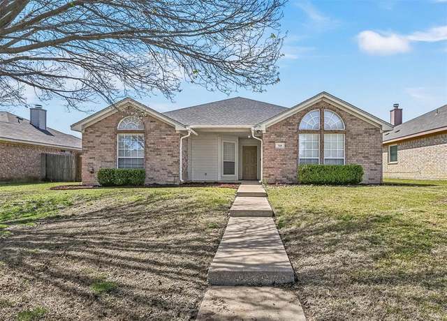Property at 729 NW Summercrest Blvd, Burleson, TX 76028, 3 beds, 2 baths