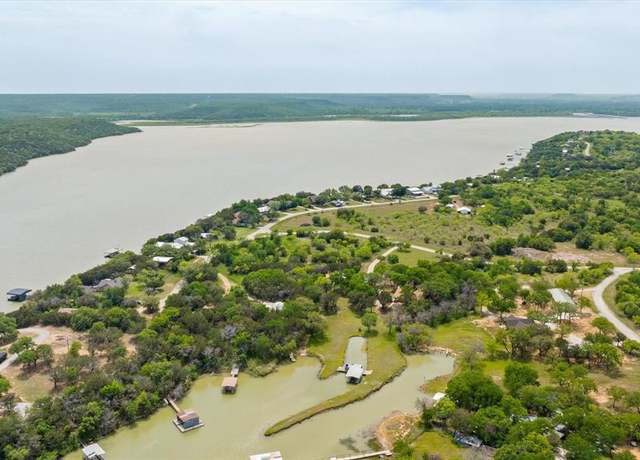 Property at 251 Dunn Dr, Palo Pinto, TX 76484, 3 beds, 2 baths
