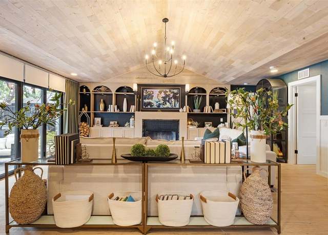Property at 1106 Pueblo Dr, Richardson, TX 75080, 3 beds, 3.5 baths