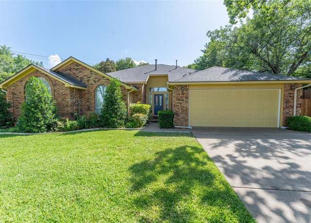 Property at 2713 Willowood Dr, Grapevine, TX 76051, 4 beds, 2 baths