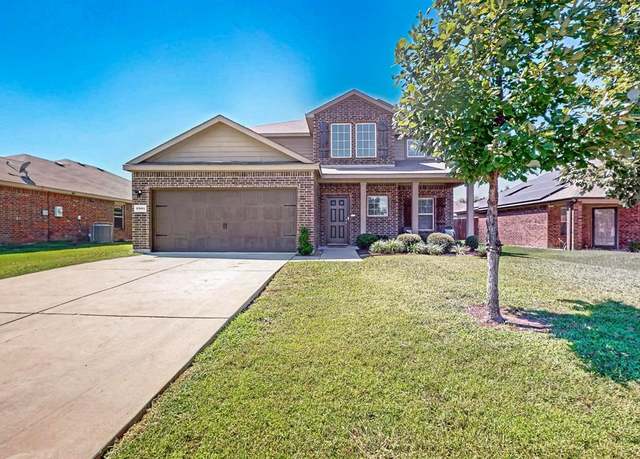 Property at 2901 Aberdeen Dr, Seagoville, TX 75159, 6 beds, 2.5 baths