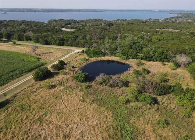 Property at 2949 N Speegleville Rd, Woodway, TX 76712, 3 beds, 2 baths