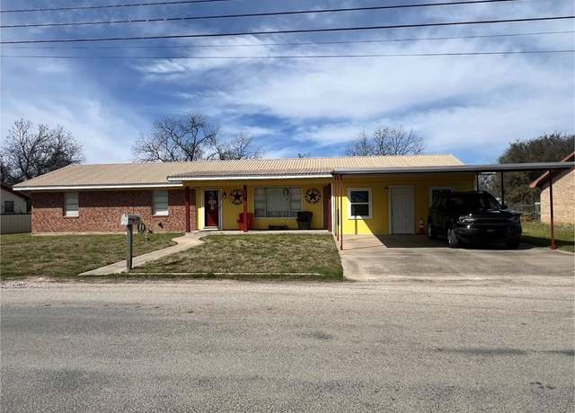 Property at 305 N Victor St, Comanche, TX 76442, 3 beds, 2 baths
