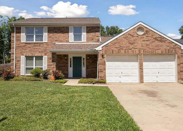 Property at 1228 Eaton Ln, Grapevine, TX 76051, 3 beds, 2.5 baths