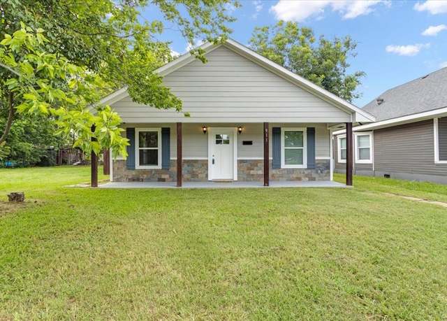 Property at 911 W Morton St, Denison, TX 75020, 3 beds, 2 baths