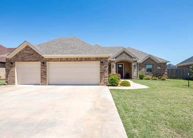 Property at 4811 Saddleback Ln, Wichita Falls, TX 76308, 4 beds, 3 baths