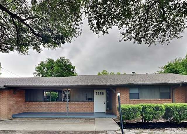Property at 5828 Cynthia Cir, North Richland Hills, TX 76117, 3 beds, 2 baths
