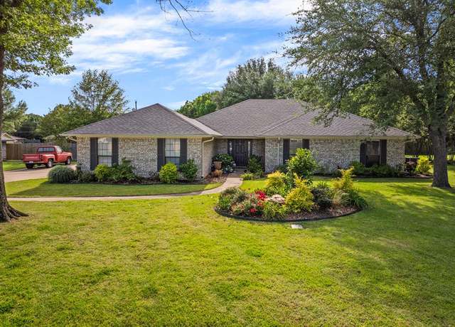 Property at 2713 Sleepy Holw, Mount Pleasant, TX 75455, 4 beds, 2 baths