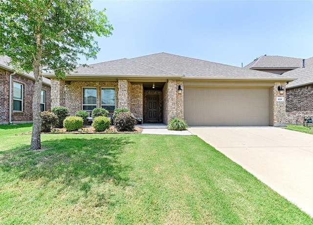 Property at 220 Noel Dr, Mckinney, TX 75072, 3 beds, 2 baths