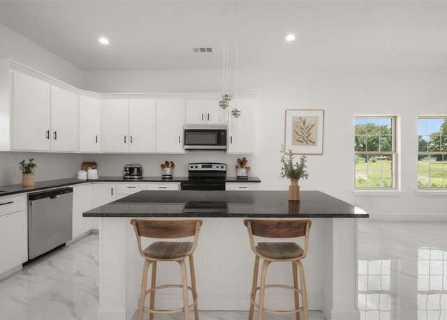 Property at 149 Lbj Ranch Rd, Trinidad, TX 75163, 3 beds, 2 baths